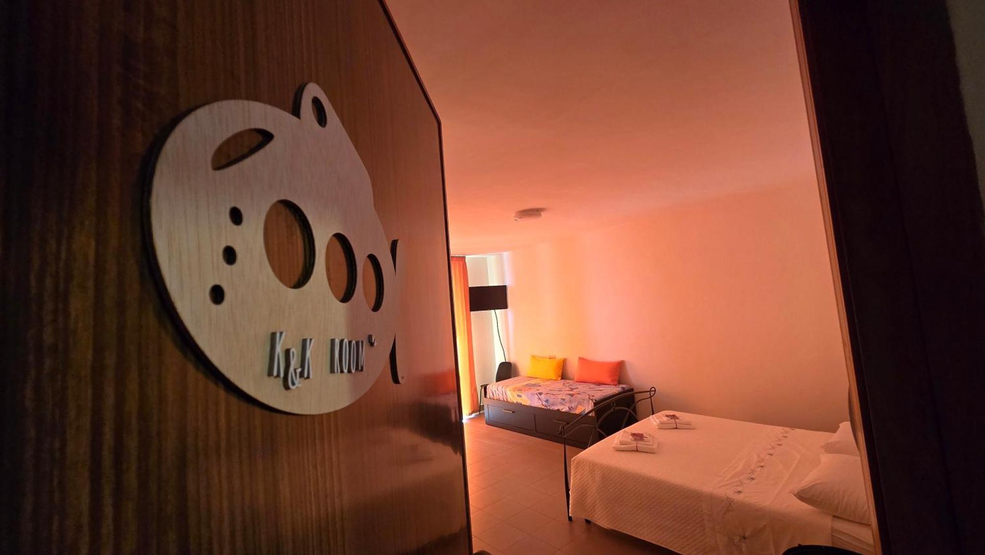 K&K Room Duomo1 泰尔莫利 外观 照片